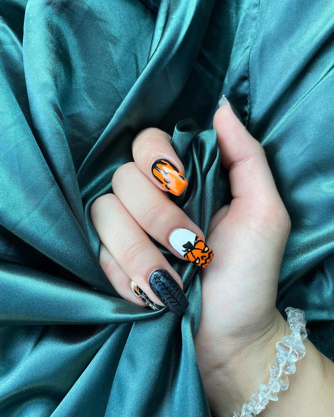 Halloween biab nagels (nail art)
